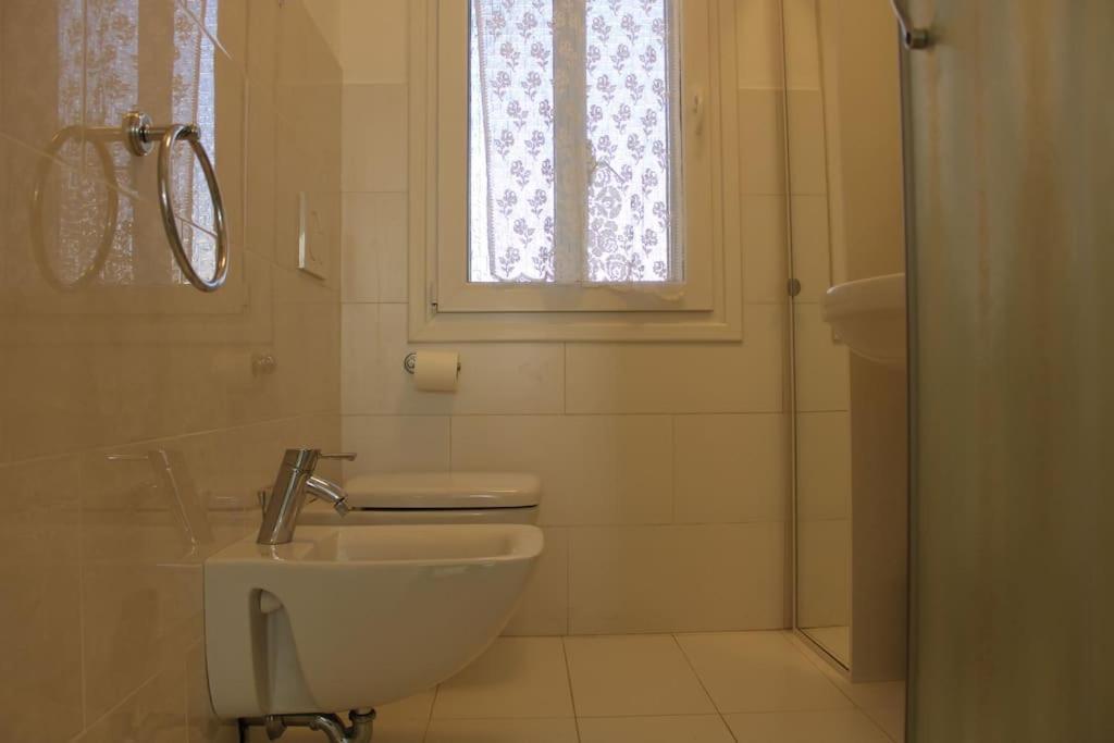 Apartment With Terrace In Chioggia'S Main Square 外观 照片